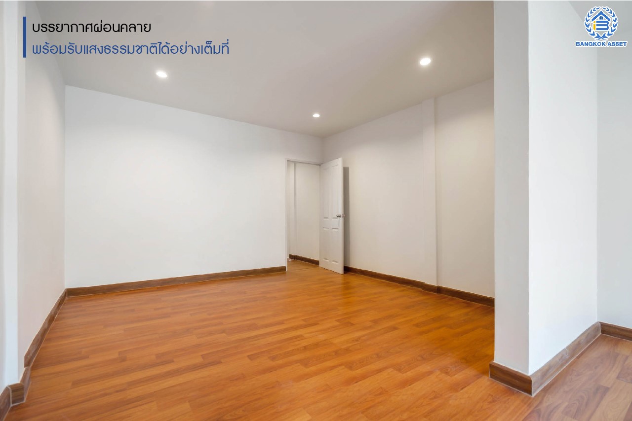 บ้านมือสองตกแต่งใหม่ ติด MRT "สถานีบางกระสอ" ม.นารีนคร รัตนาธิเบศร์ ตอบโจทย์ทุกการอยู่อาศัย ฟังก์ชั่น 2 ห้องนอนใหญ่ 2 ห้องน้ำ ต่อเติมครัวเคาน์เตอร์ และโรงจอดรถ บนทำเลดีที่สุด! ใกล้เซ็นทรัลรัตนาธิเบศร์ และจุดขึ้นทางด่วน "งามวงศ์วาน"